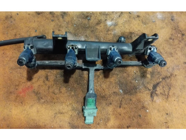 Топливная рампа 198542 Citroen Berlingo