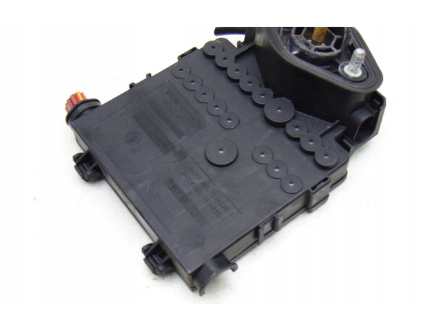 Pojistková skříňka 99761030100 Porsche Cayman 987 2005