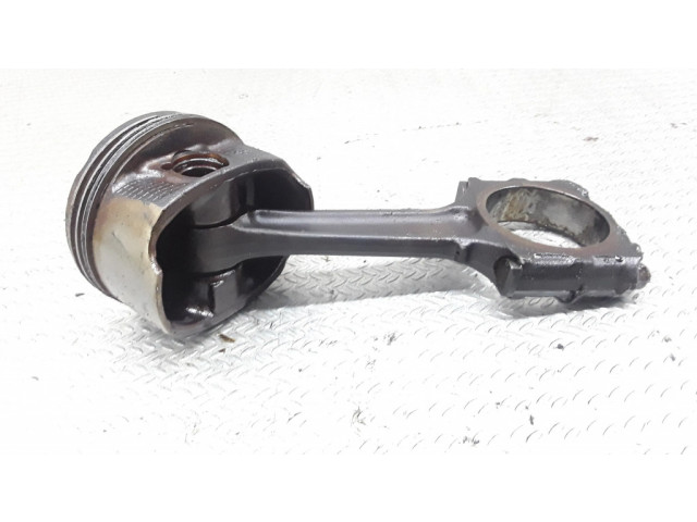 Поршень с шатуном Citroen C5 для бензинового двигателя 3.0