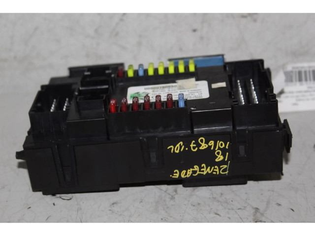 Блок предохранителей    Jeep Renegade    