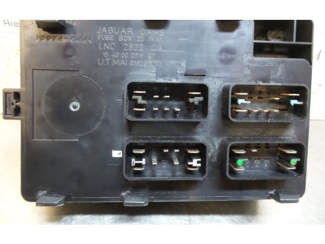 Блок предохранителей LNC2822CA, 518237003 Jaguar XJ X308