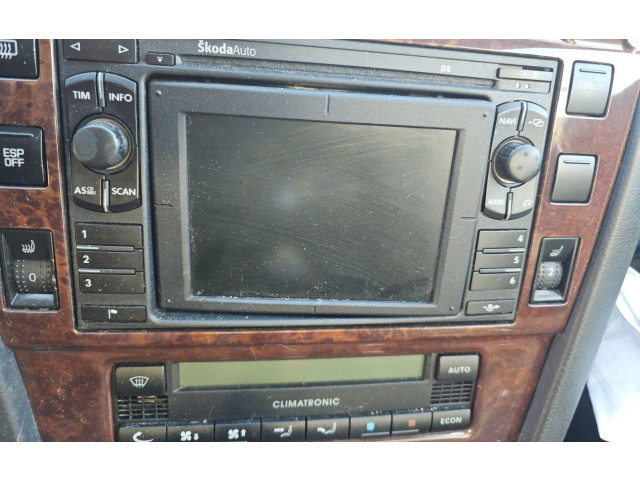 Радио/ проигрыватель CD/DVD / навигация       Skoda Superb B5 (3U)  2001 - 2008 года   