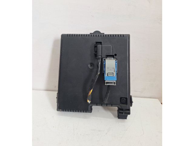 Pojistková skříňka Volvo XC90 2008