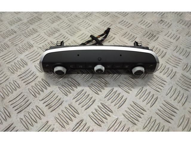 Блок управления климат-контролем 8V0820043AF   Audi A3 S3 8V