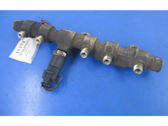 Vstřikovací lišta Alfa Romeo 156 ---