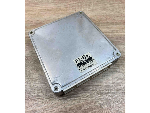 Блок управления двигателем Блок управления FE6E18881E Mazda 626