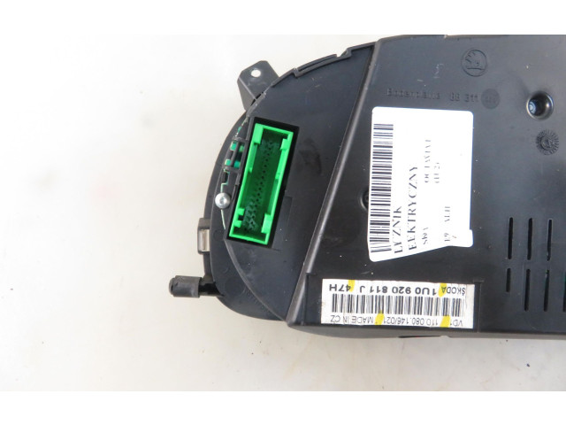 Панель приборов 110080146021, 1U0920811J   Skoda Octavia Mk1 (1U)       
