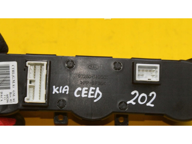 Блок управления климат-контролем 202 KIA Ceed