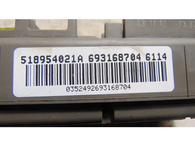 Pojistková skříňka 518954021A BMW X5 E70 2012