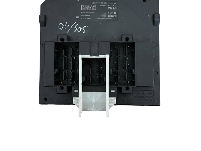 Блок управления 5Q0937084CD, A2C98111607 Skoda Octavia Mk3 (5E)