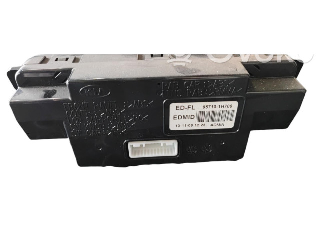 Экран/ дисплей / маленький экран    KIA Ceed       