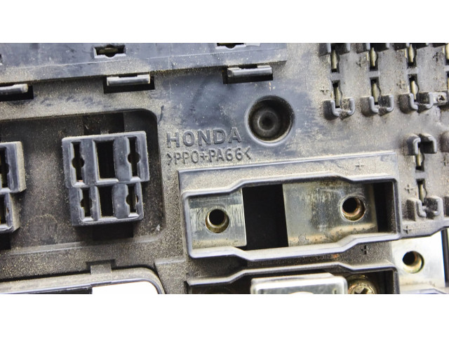 Блок предохранителей    Honda Accord    