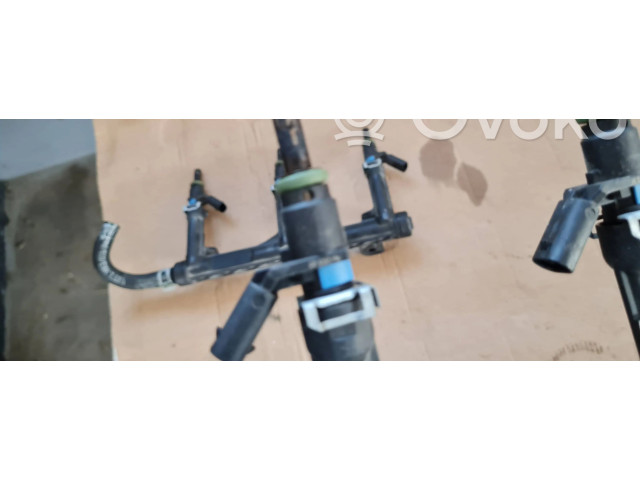 Vstřikovací lišta A4660710   Audi A7 S7 4G     