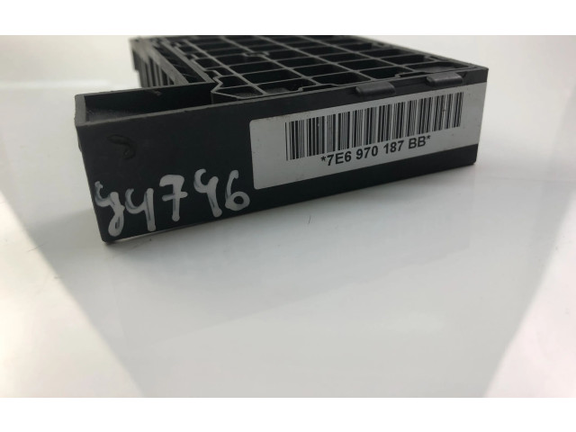 Pojistková skříňka 7E6970187BB Volkswagen Transporter - Caravelle T5 2011