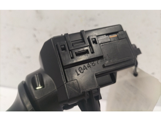 Ручка стеклоочистителей 934202Y660   KIA Ceed