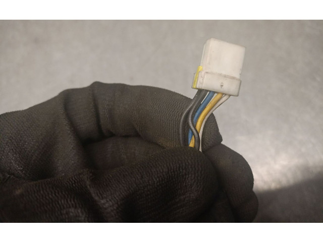 Зеркало электрическое Mitsubishi Space Wagon 1992 - 1998 года