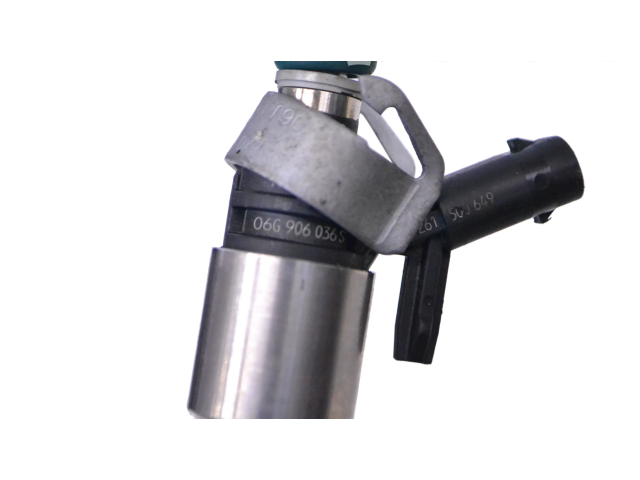 Форсунка 06G906036S Audi Q5 SQ5 DAXC