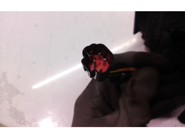 Зеркало электрическое Ford Fusion 2002 - 2005 года