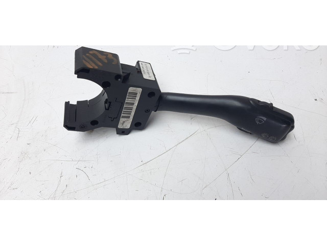 Ручка стеклоочистителей 4BO953503H   Audi A3 S3 8L