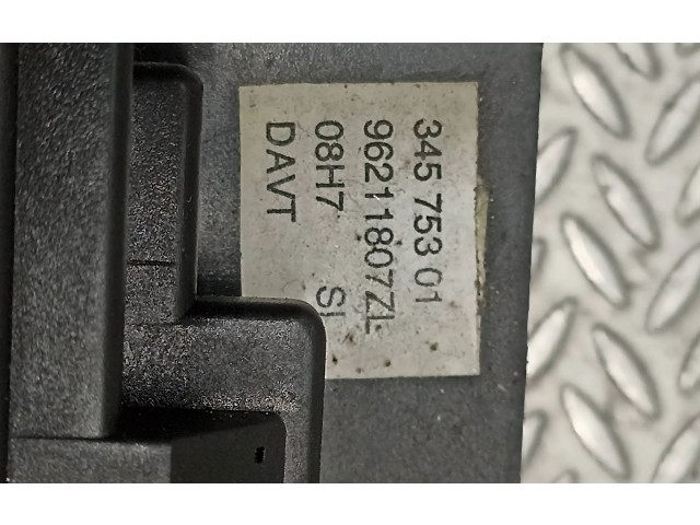 Ручка стеклоочистителей 96211807ZL, 08H7 Citroen Xsara Picasso