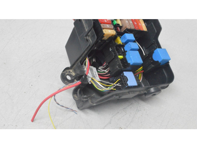 Блок предохранителей 243809584R   Dacia Dokker    