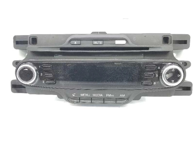 Радио/ проигрыватель CD/DVD / навигация