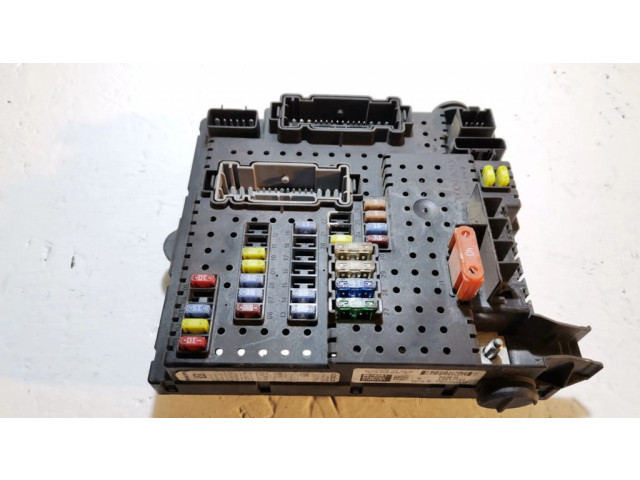 Pojistková skříňka 8676391 Volvo XC90 2003