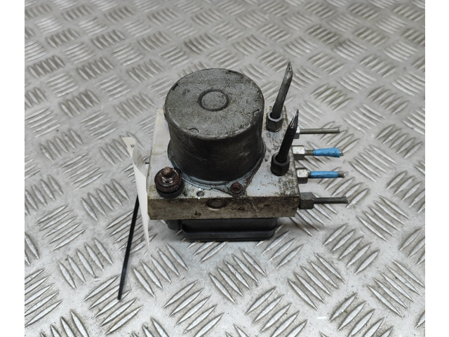 Блок АБС 104474500B, 110354100A Tesla Model 3 2017 - года