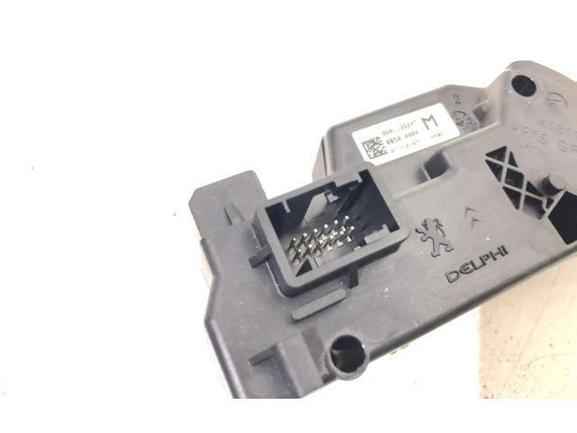 Замок багажника 9660403680 Citroen C4 Grand Picasso 2007 - 2013 года