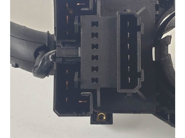 Поршень Ручка поворотов/ фонарей ASY 8L0953513G Skoda Fabia Mk1 (6Y)