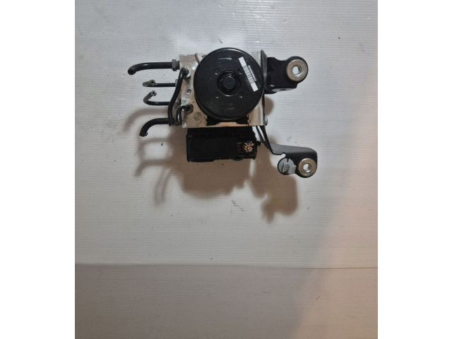 Блок АБС 31400101, 9207358   Volvo  S60  2011 - 2013 года