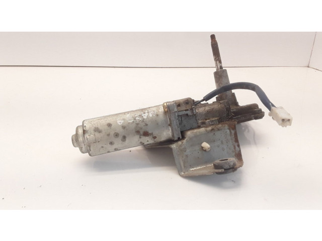 Моторчик заднего дворника 8492007144, LC6267450 Mazda MPV