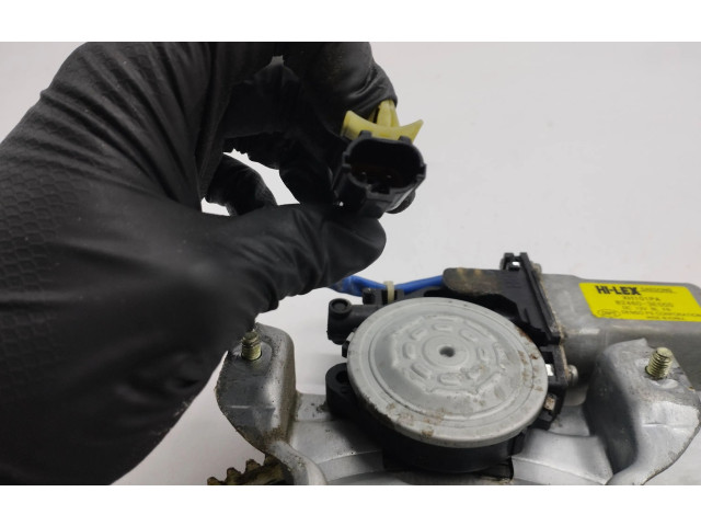 Рулевая рейка  Передний комплект электрического механизма для подъема окна 824603E000   KIA Sorento 2002 - 2009 года