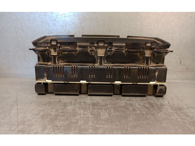 Дисплей    8750A251, 8750A251   Mitsubishi Montero