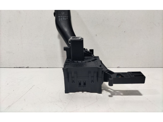 Ручка стеклоочистителей 1k0953519   Volkswagen Golf SportWagen