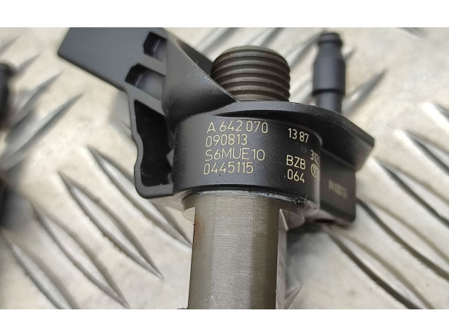 Vstřikovač A6420701387, 0445115064 Mercedes-Benz GLK (X204) 642961