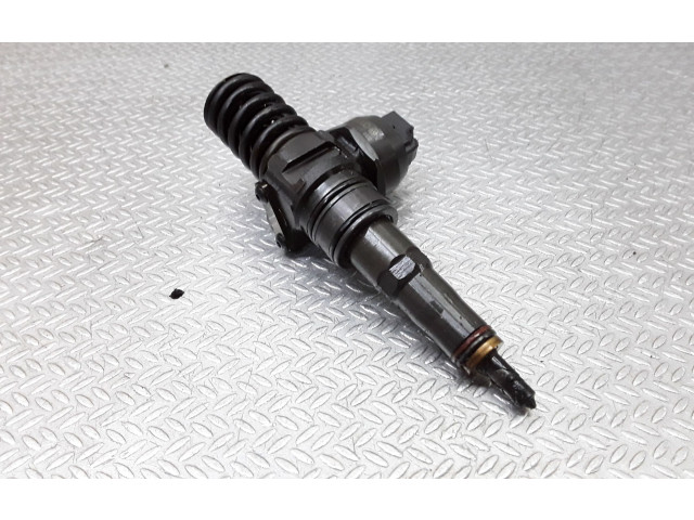 Форсунка 038130073BN Audi A3 S3 A3 Sportback 8P