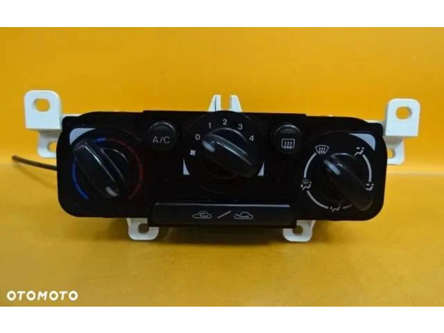 Блок управления климат-контролем    Mazda 323 F