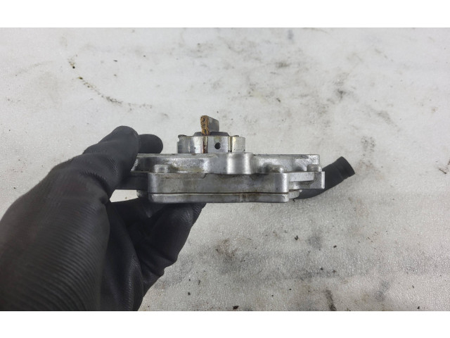 Turbodmychadlo Вакуумный насос 68739010 BMW 3 E46