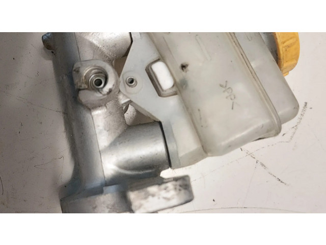 Главный тормозной цилиндр