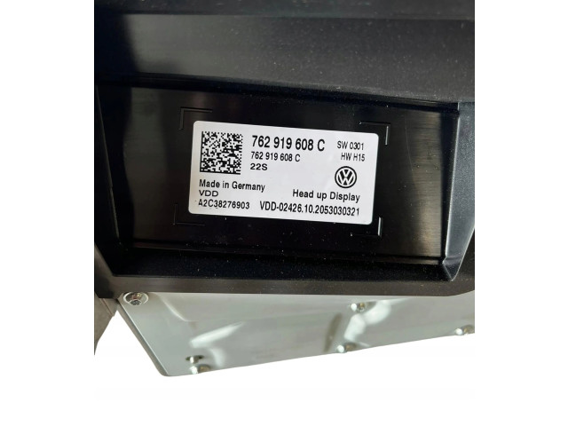 Дисплей    762919608C   Audi e-tron