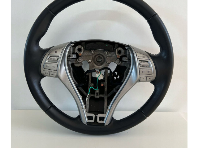 Volant Nissan Pulsar 2015 34220770B  