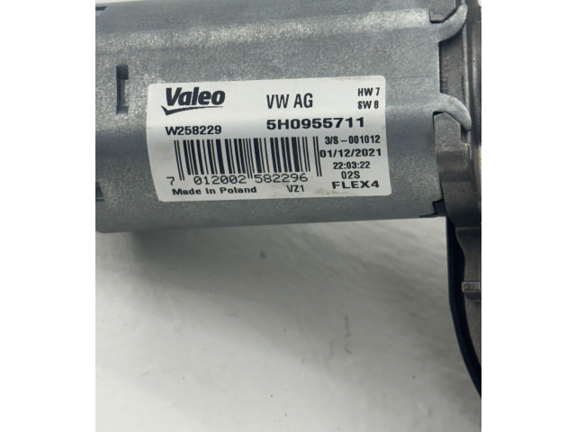 Моторчик заднего дворника 5H0955711, W258229 Skoda Octavia Mk4