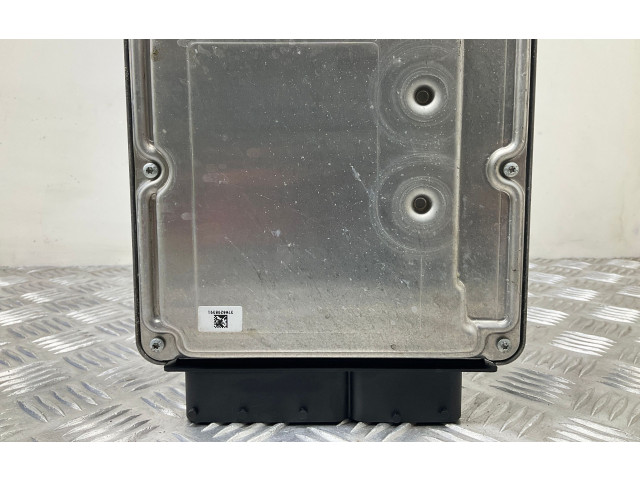 Блок управления двигателем Блок управления 04L907309B   Skoda Octavia Mk3 (5E)