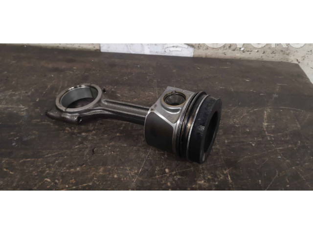 Píst 04L107065AM, 04L105401A Volkswagen Tiguan DFGA