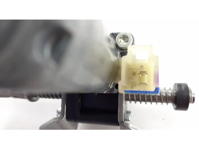 Электрический двигатель для регулировки положения руля