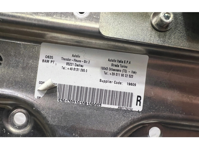 Подушка безопасности двери Maserati GranTurismo