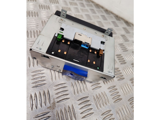 Дисплей 31282523 Volvo V70