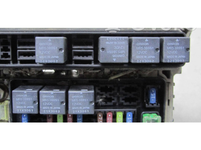 Блок предохранителей  MR515500   Mitsubishi Outlander    