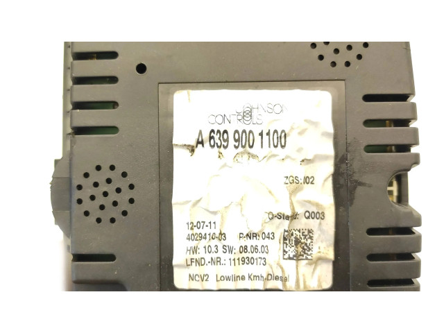 Přístrojová deska Mercedes-Benz Vito Viano W639 2011 A6399001100, 402941003